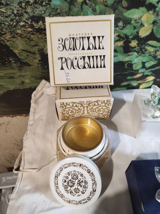 Хрушталь Київської фабрики. Вази та фужери. Нові в коробках.