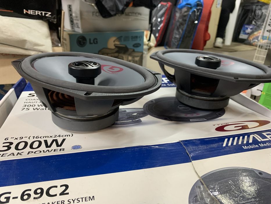 Автомобільна акустика