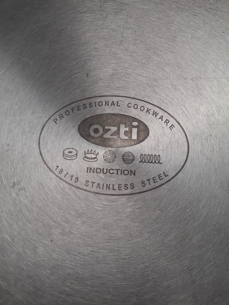 Велика пательня Ozti