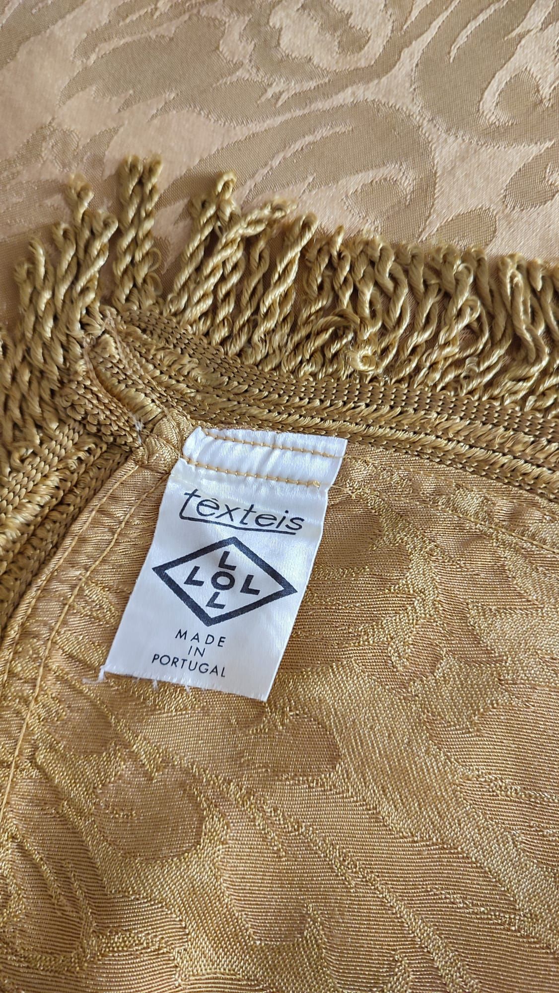 Coberta amarelo torrado
