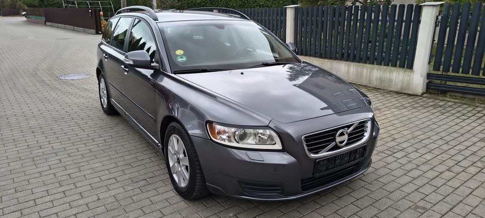 Volvo V50 1.6d, D2, 2011r, 2 kpl kół na alufelgach, Polska rejestracja