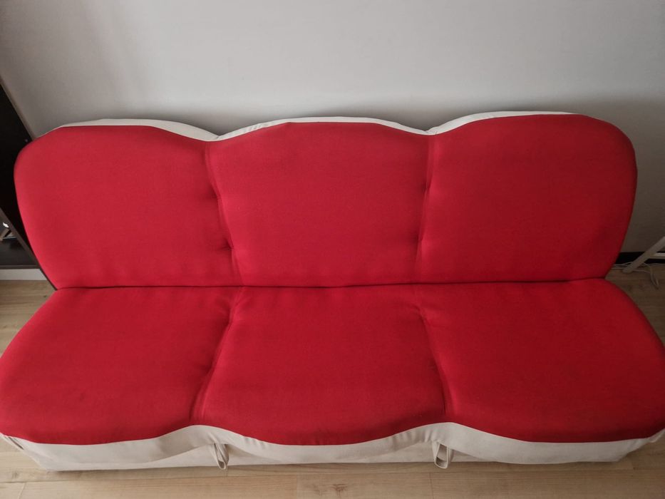 Oddam rozkładaną kanapę