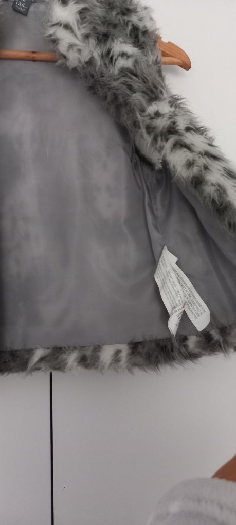 Colete em Pelo Zara Tam 8/9  Anos Novo  ( Portes incluídos)