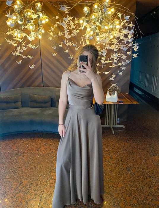 Сукня на випускний