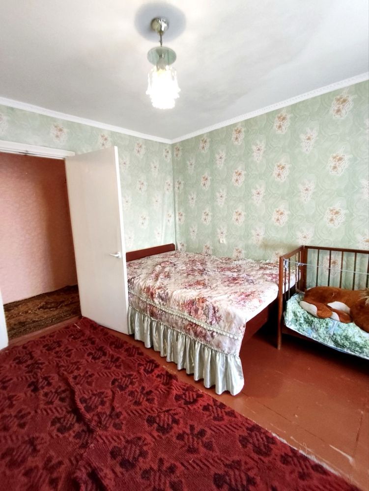 Продаи двокімнатну квартиру в Тучині