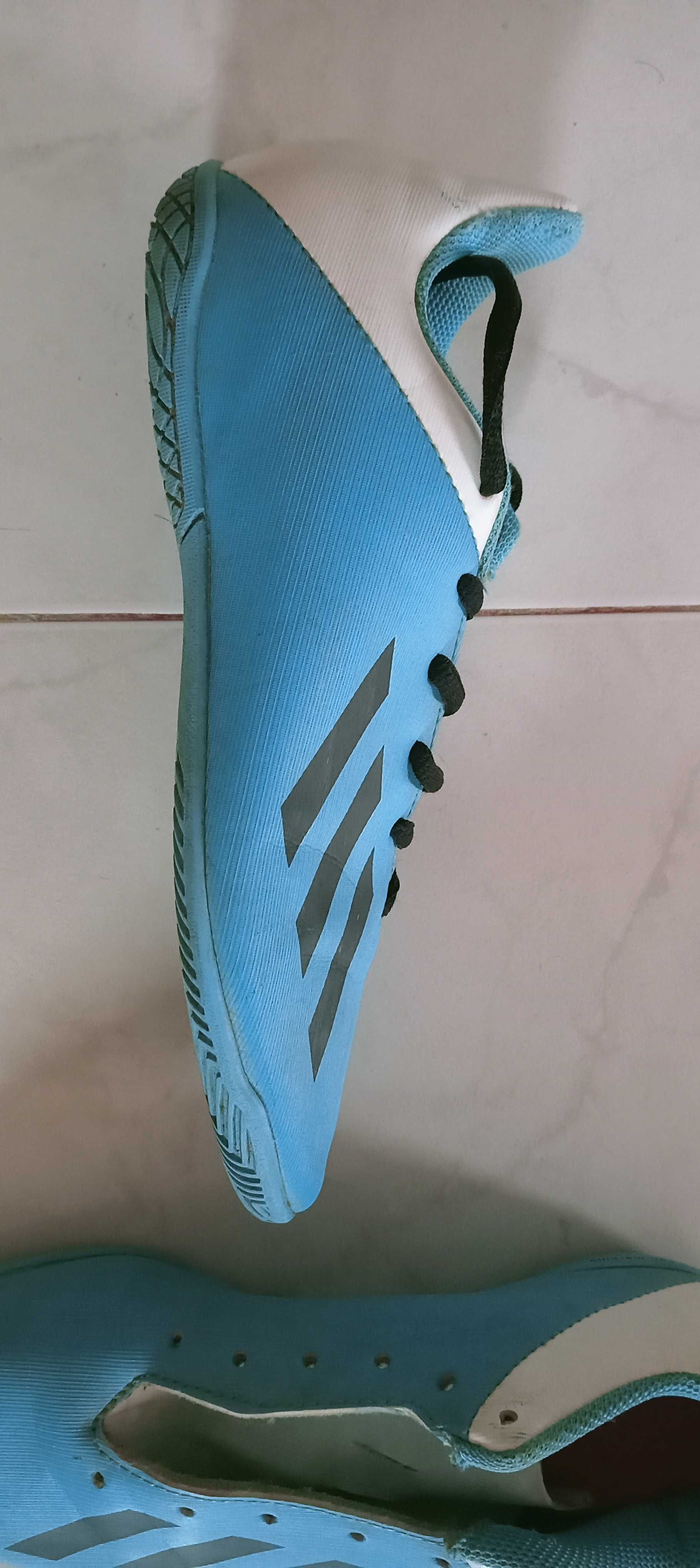 Sapatilhas futsal adidas