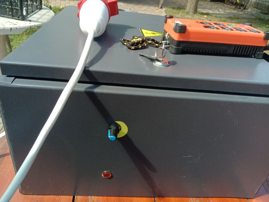 Блок дистанционного управления буровой