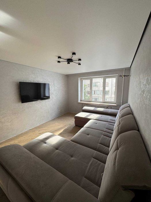 Продається 3кімнатна квартира з дизайнерським ремонтом в районі Казбет