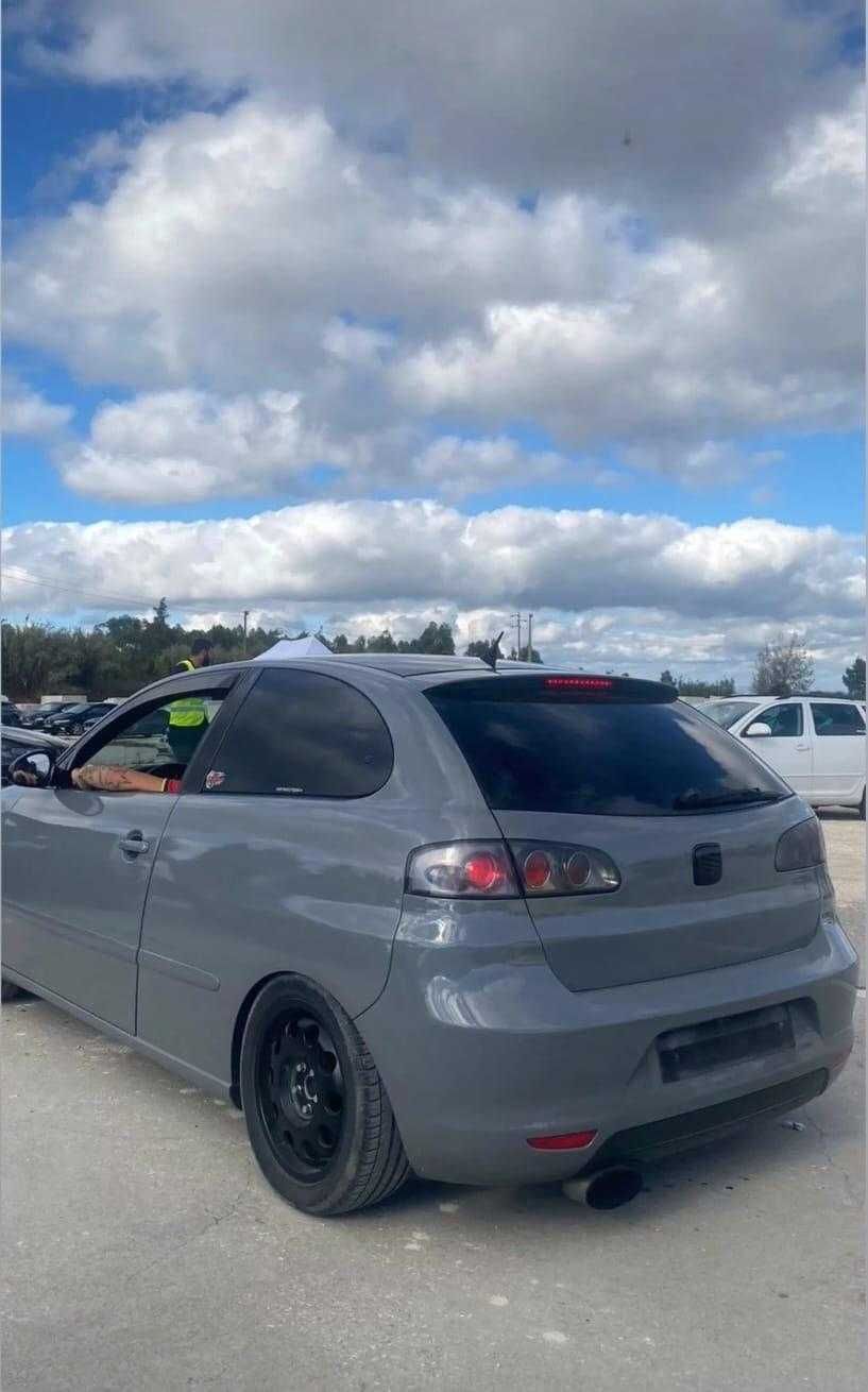 6l com material  pd 100.   troco por jipe tt