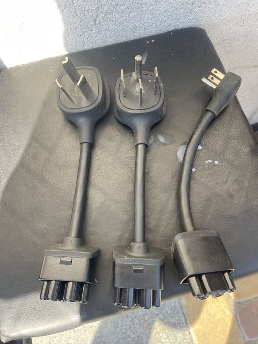 Адаптори перехідники Тесла