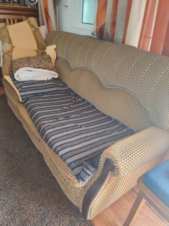 Sofá cama (conjunto de 3 pelo preço de 1)