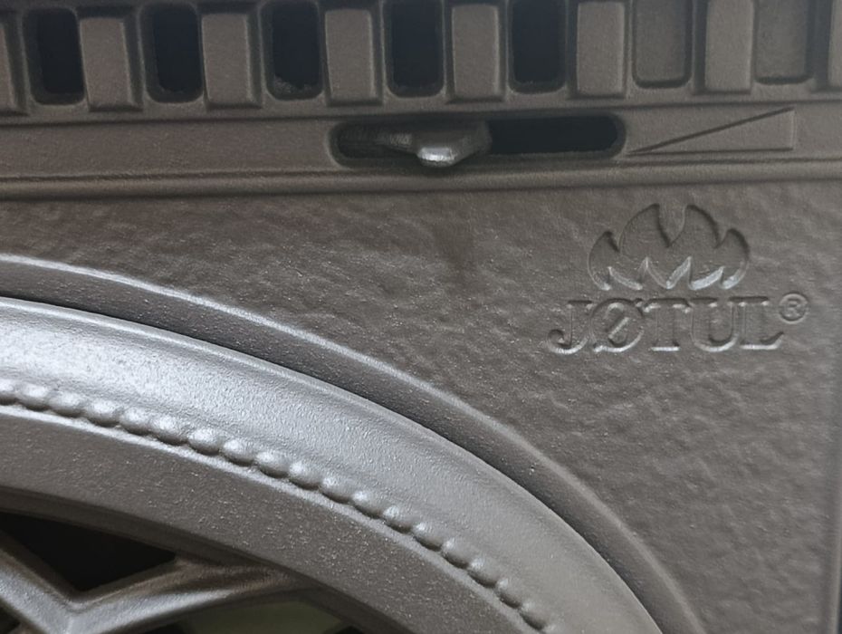 Jotul 3 f3 piec żeliwny kominek koza