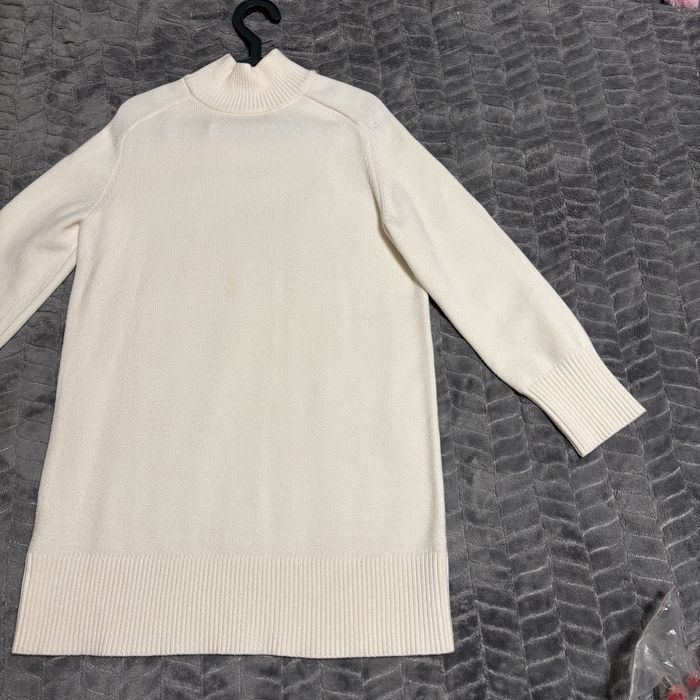 Динный свитер zara. Вязаное платье туника zara