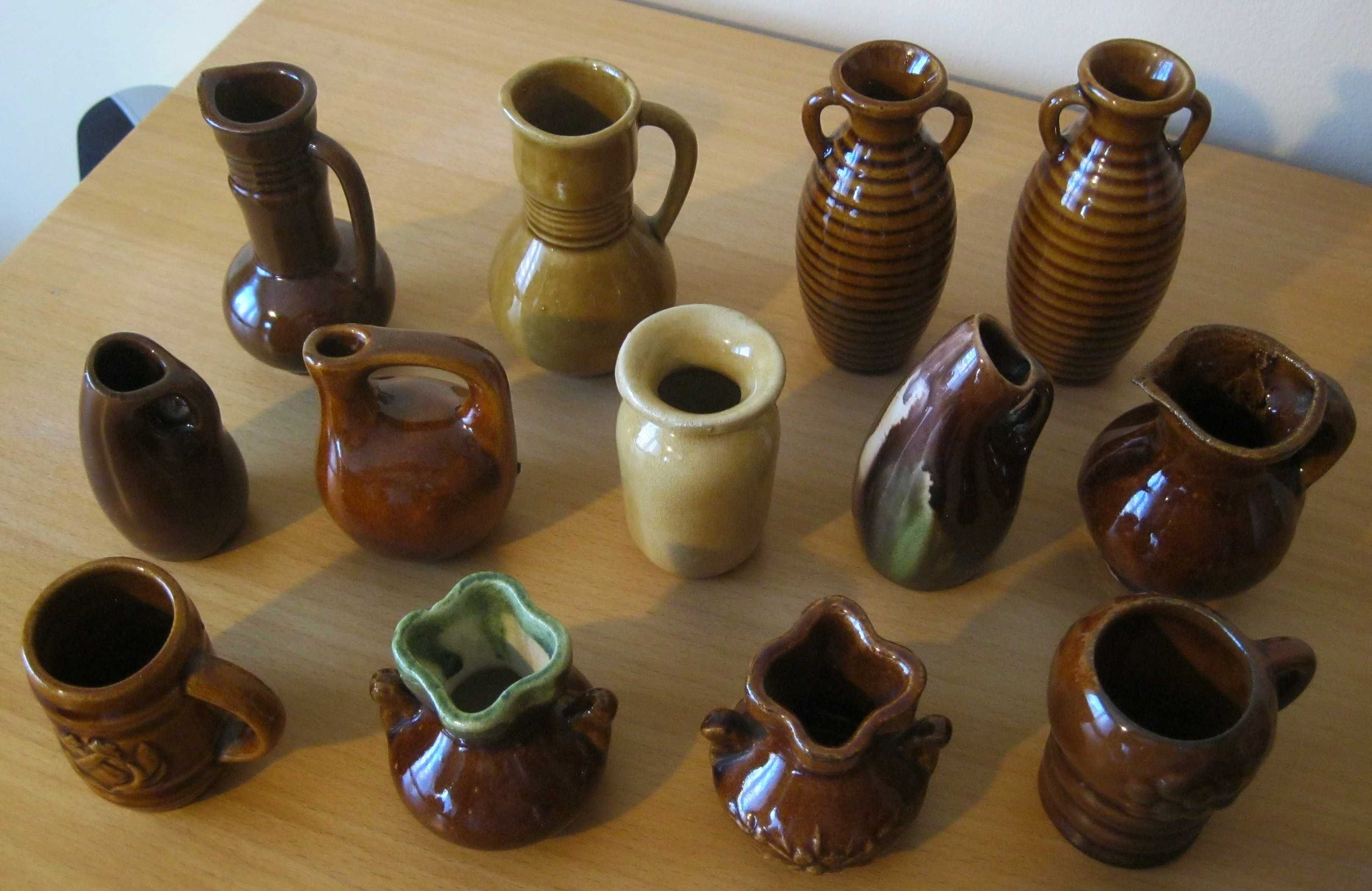 Wazoniki ceramiczne kolekcjonerskie