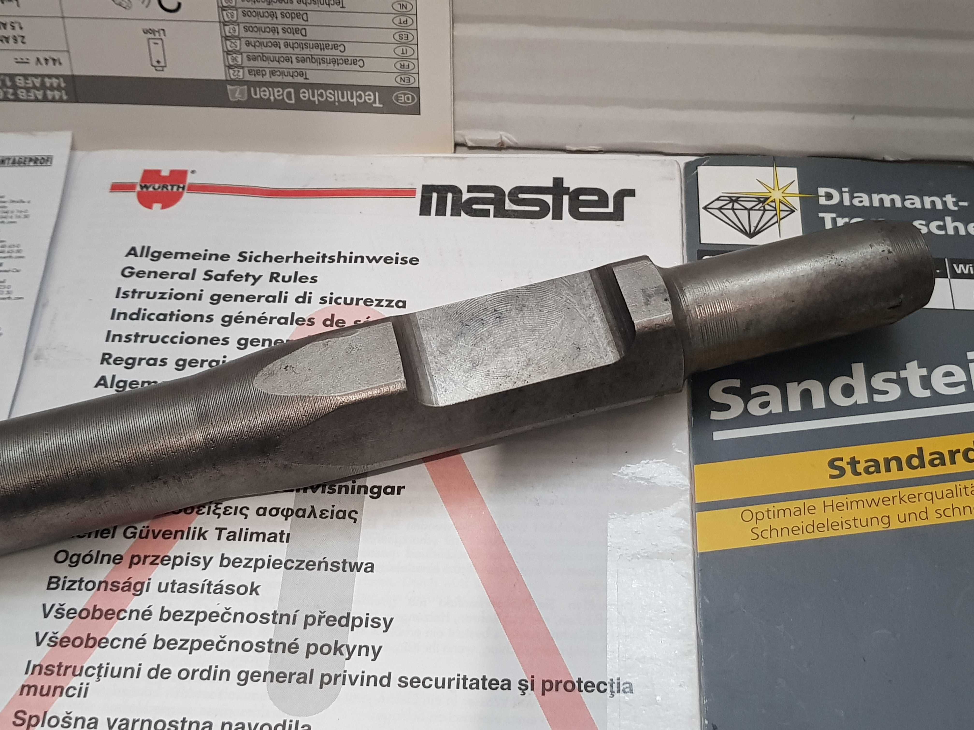 Szpic szpicak HEX-30 x 410mm  do młot WURTH MH 16 XE dłuto