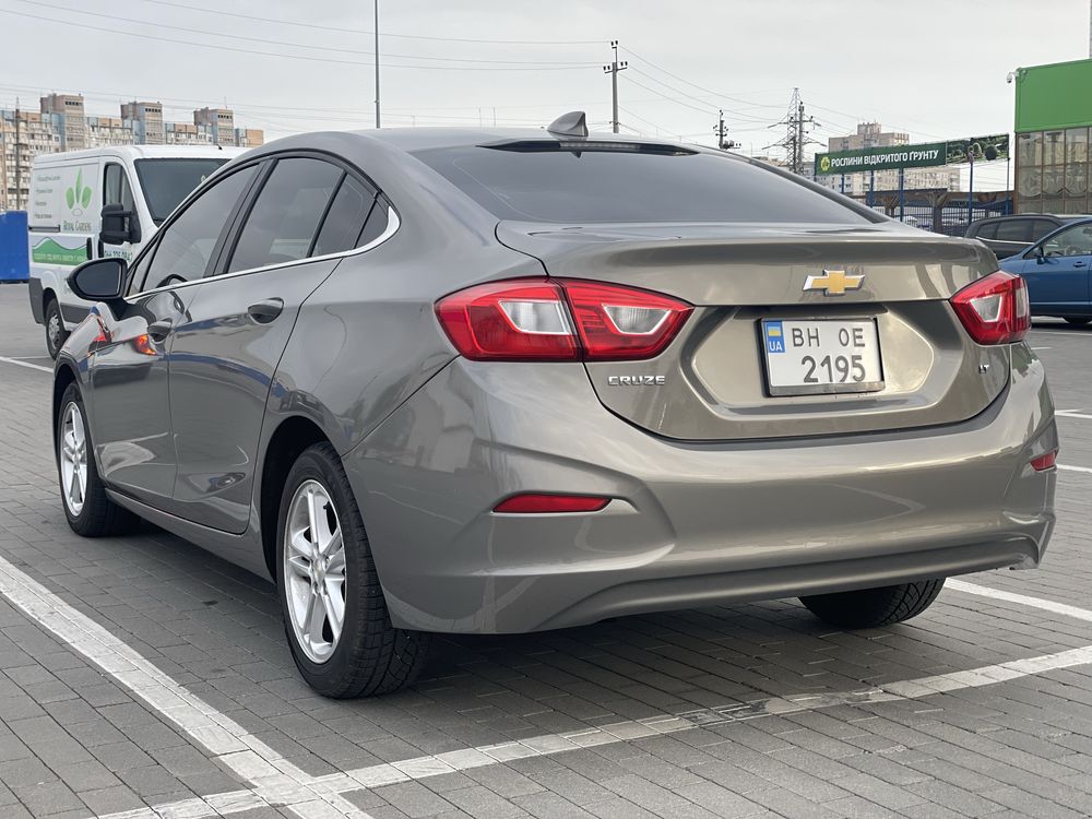 Продам Chevrolet cruze