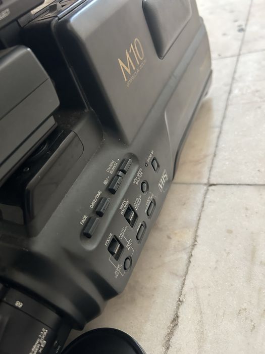 Câmera de filmar M10