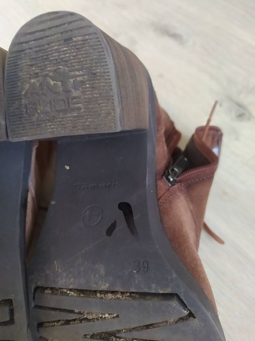 Ботинки Tamaris 39