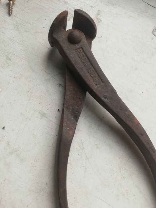 Stare szczypce kleszcze 2szt