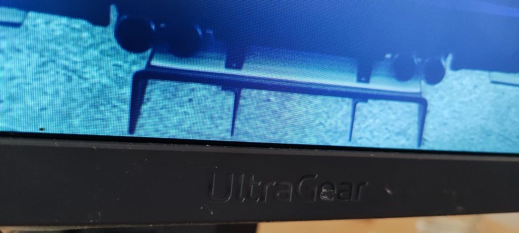 PS4 pro 1tb. + Monitor gaming ultragear