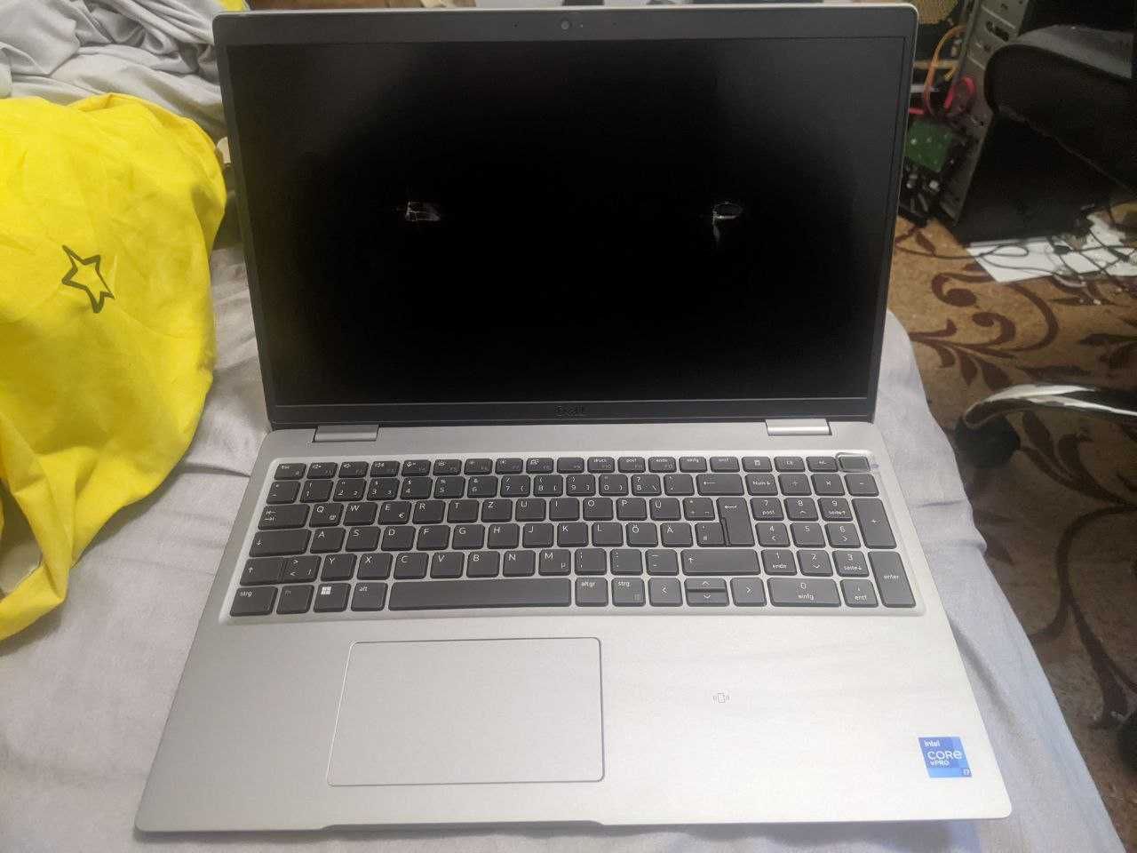 DELL Latitude 5520 (i7-1185G7)