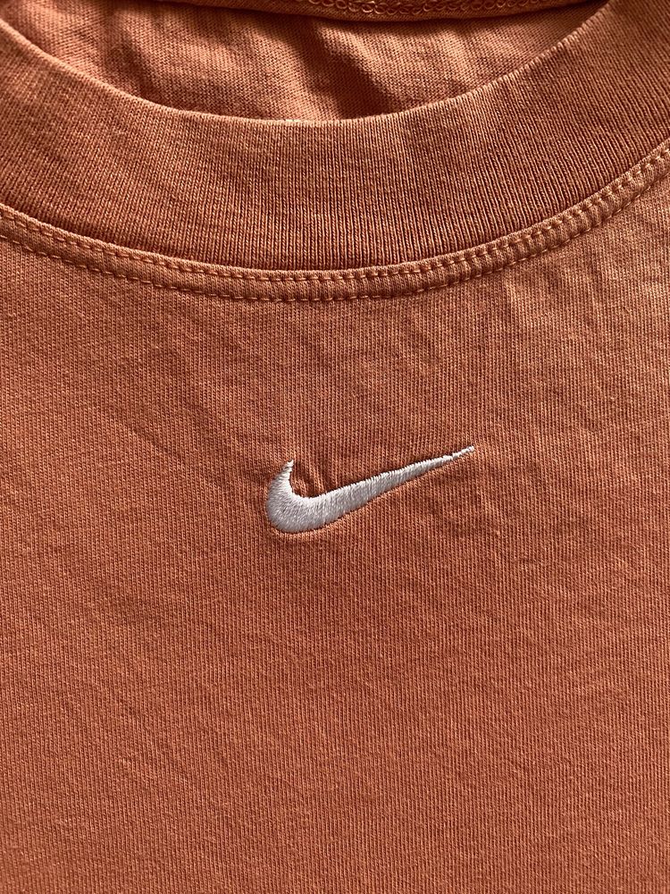 Женская оверсайз футболка Nike Center Logo оригинал