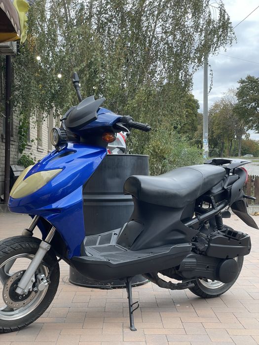 Скутер Viper 150 cc