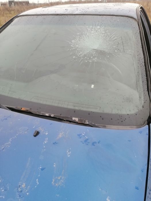 Хундай елантра 1995 року j1