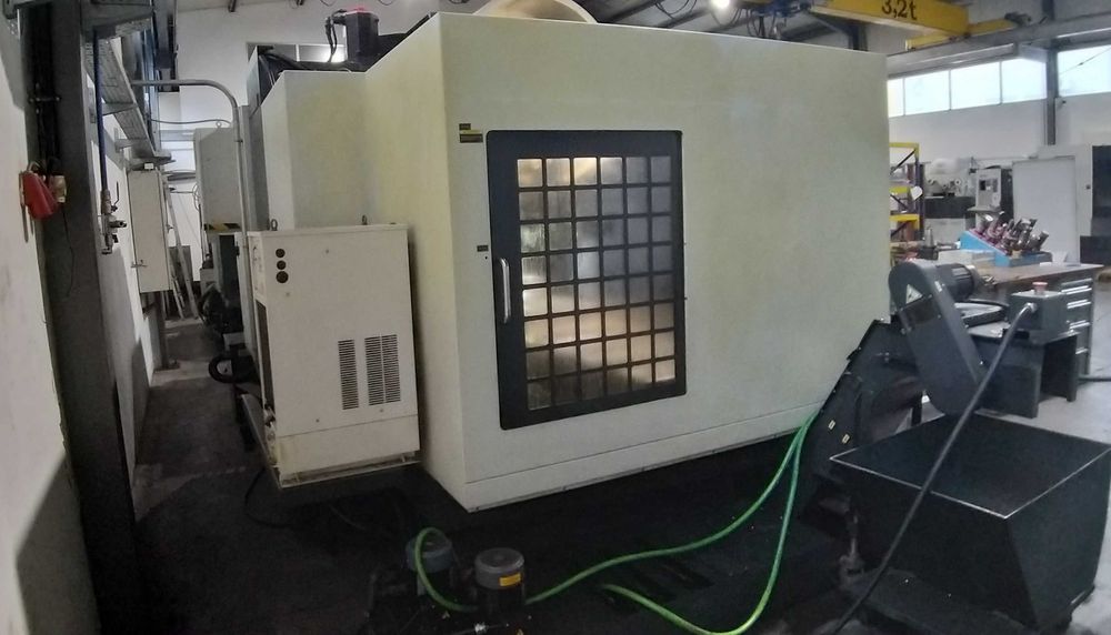 Centro de Maquinação CNC FEELER FVP 1300A + CARRO DE LIMALHAS +CHILLER