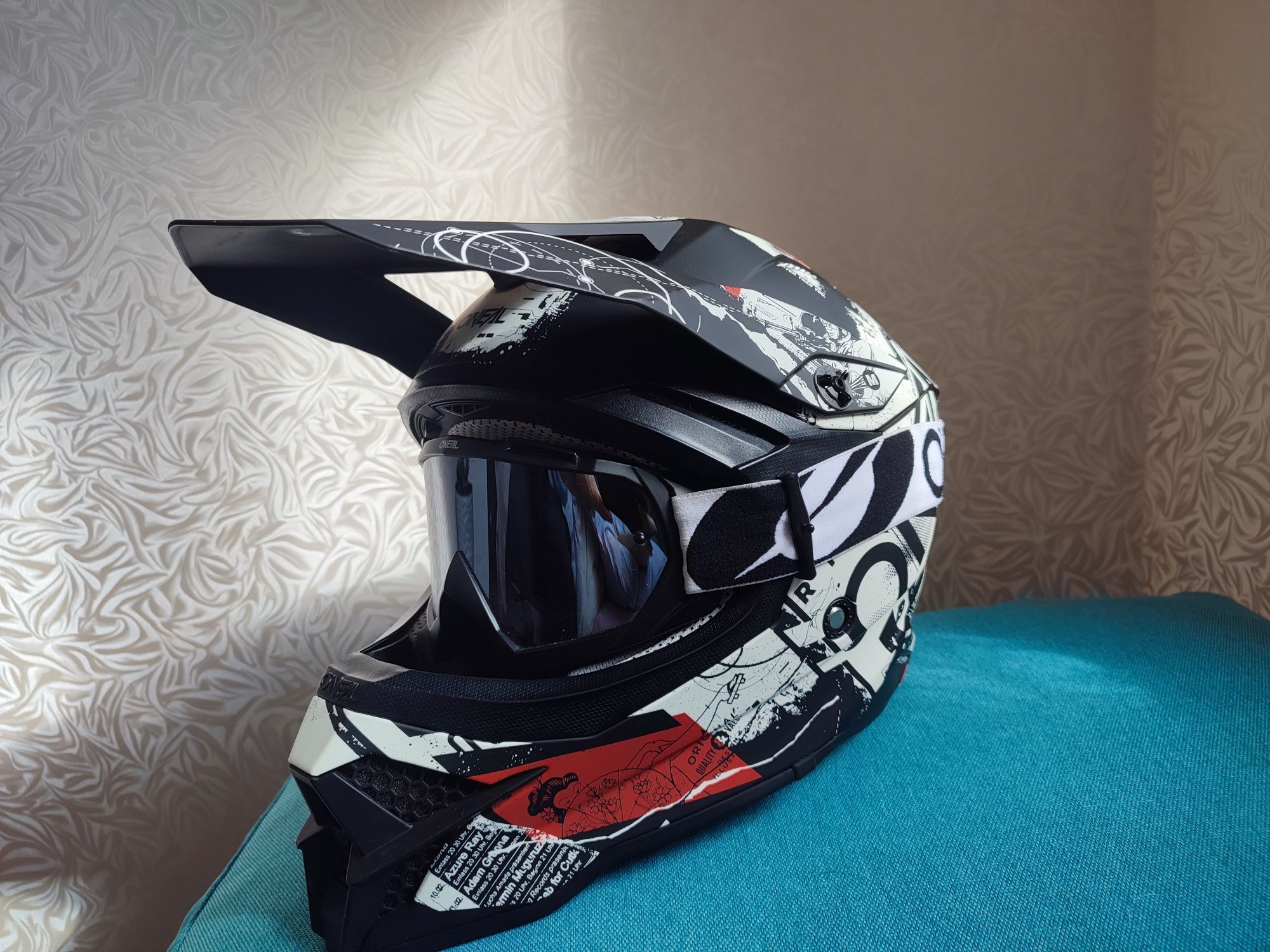Шлем для мотокросса, эндуро. 3 srs helmet scarz v.22  +.очки