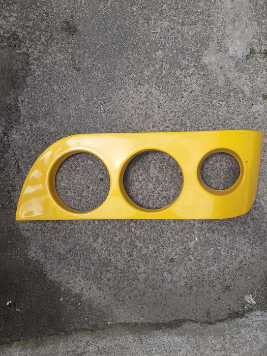 Накладка на фару ліва автобус Богдан 092