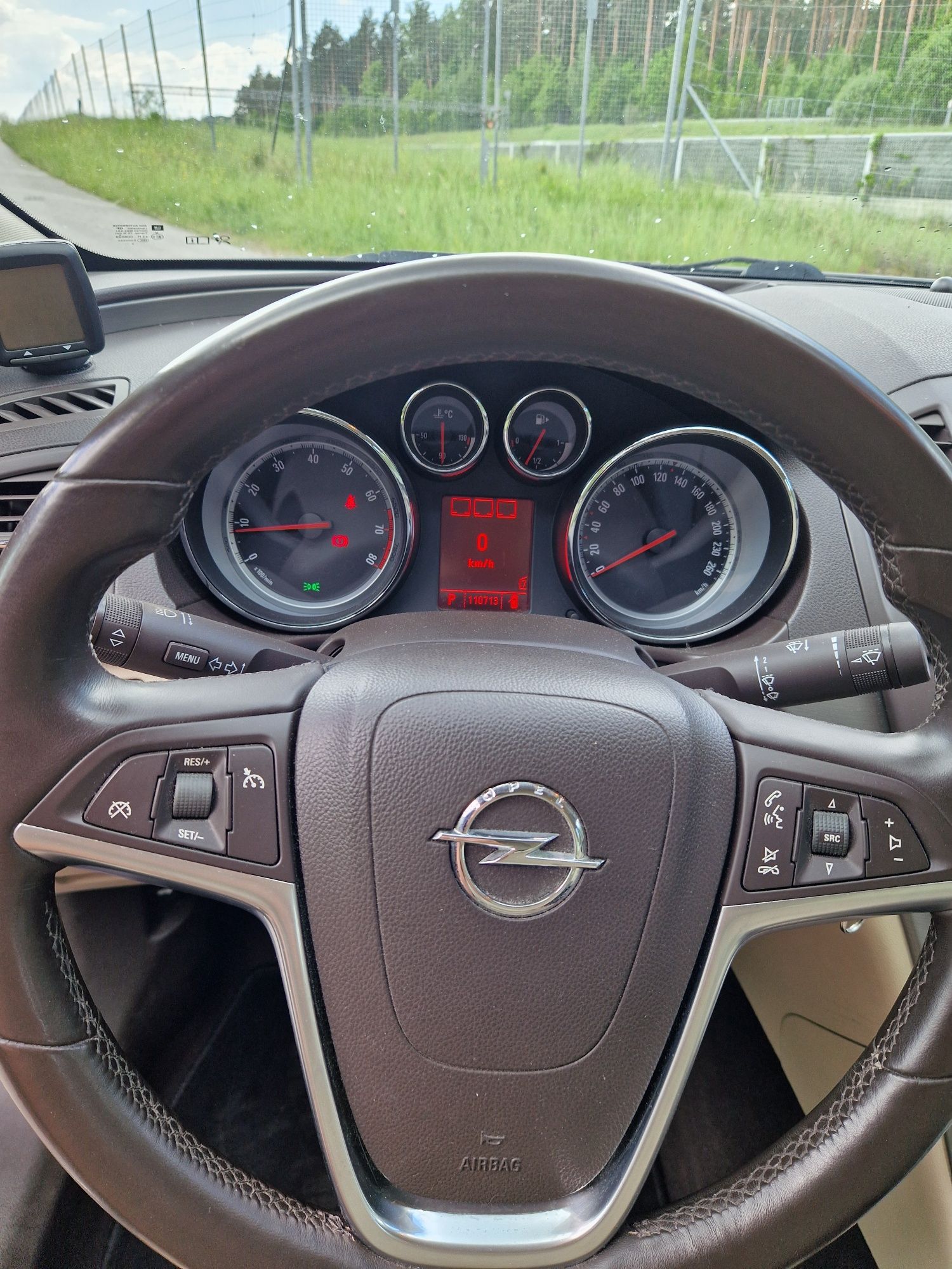 Opel Insignia 2.0T 220KM Automat