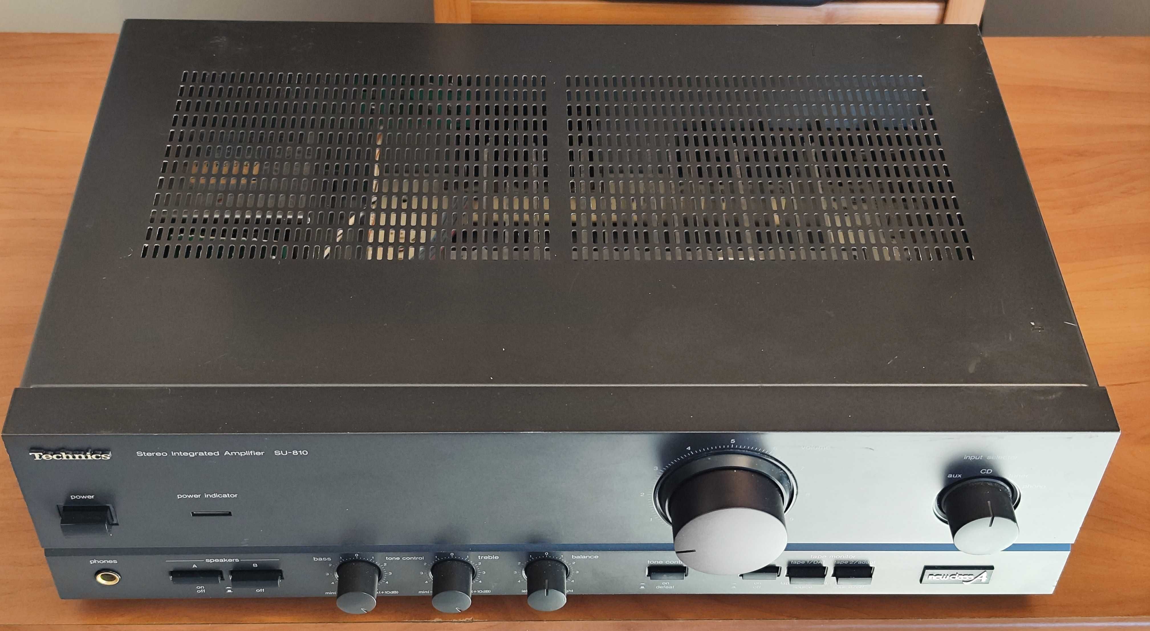 Sprzedam używany wzmacniacz audio marki Technics SU-810.
