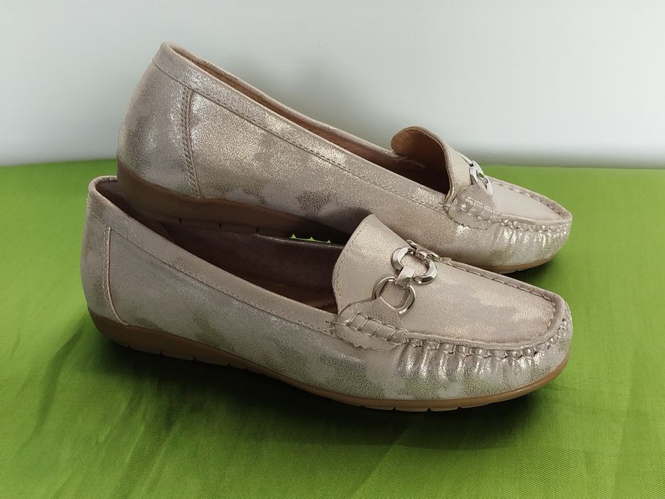 Nowe damskie mokasyny 38