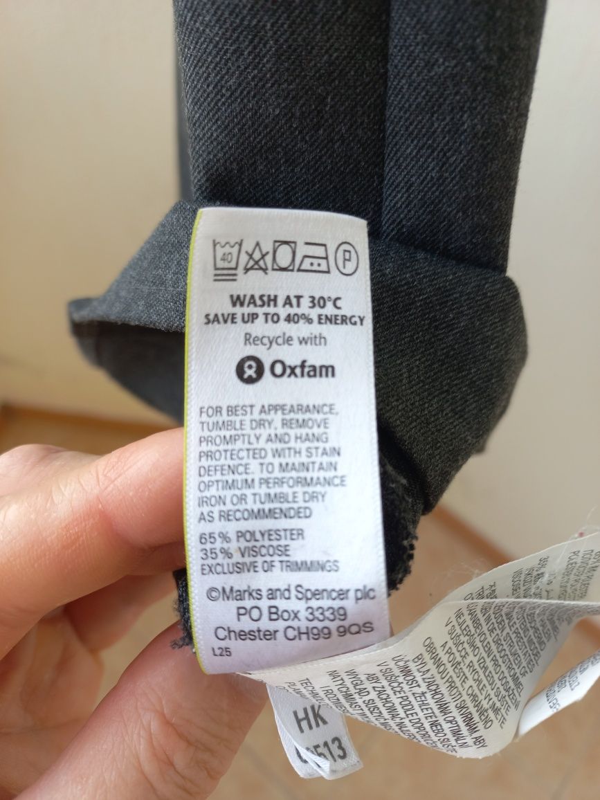 Школьный сарафан M&S на 6...8  лет