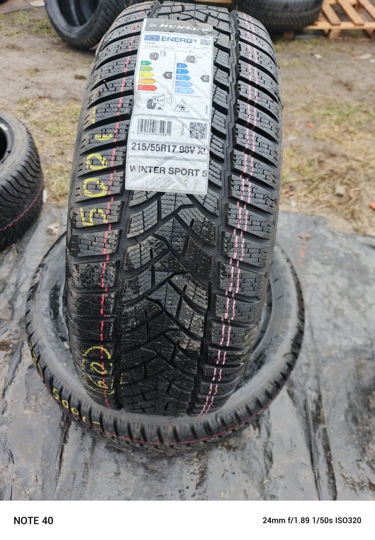 Nowe opony zimowe 215/55/17 Dunlop 24r