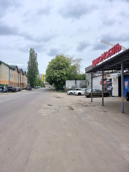 Оренда приміщення по вулиці Навроцького