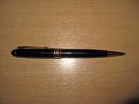 Ручка пишущая, металлическая, бизнес-класс.