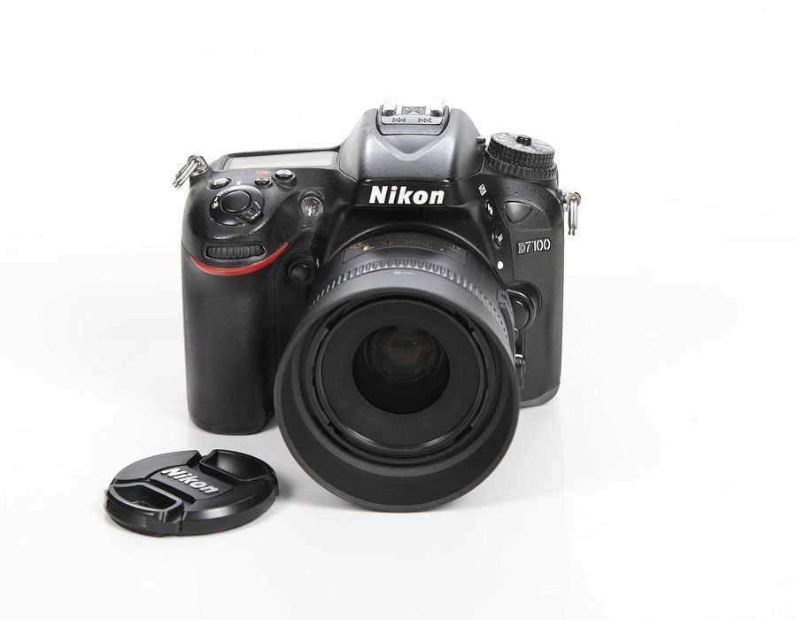 Nikon d7100 + 35/1.8