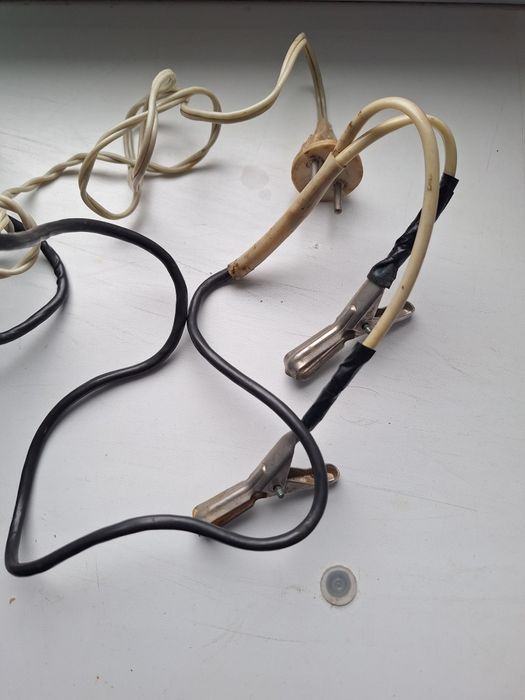 Зарядний пристрій 12в 5а