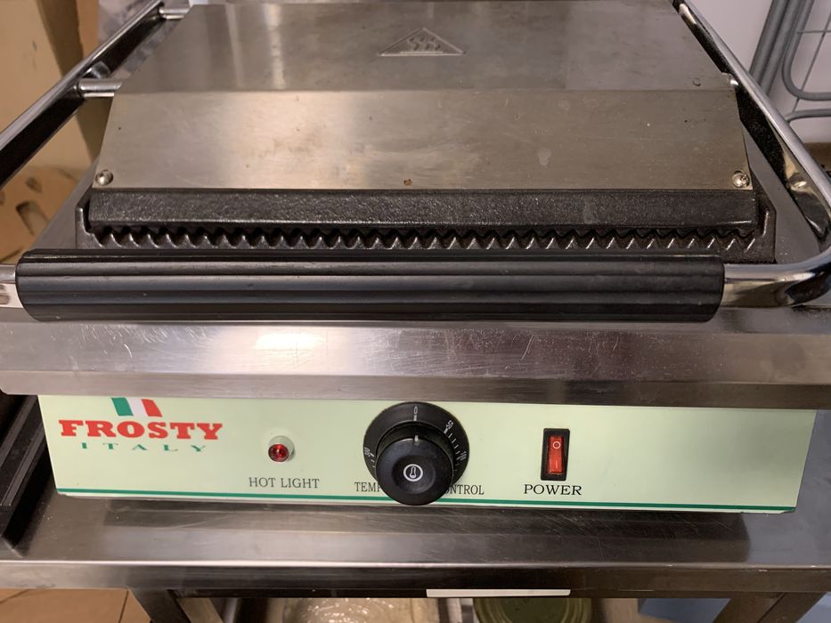 Гриль контактний/притисний  Frosty SP-1C1 верх рифлений / низ рифлений