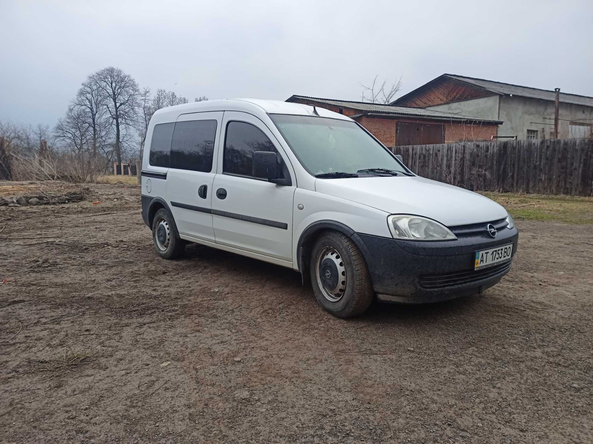 Продам авто Opel Combo