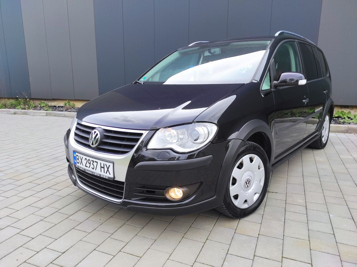 Продам Volkswagen Cross Touran 1.4tsi