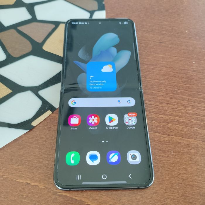 Telefon Samsung Galaxy flip 4