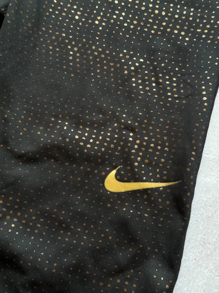 Компресійні лосіни nike dri fit