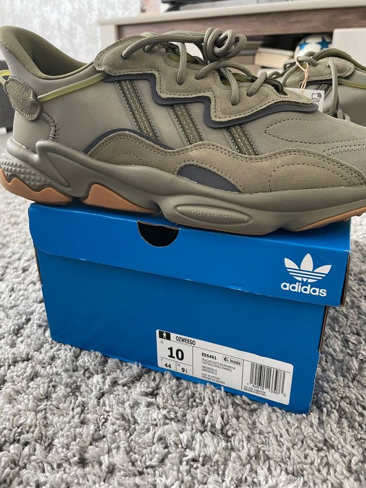 Кросівки Adidas Ozweego EE6461