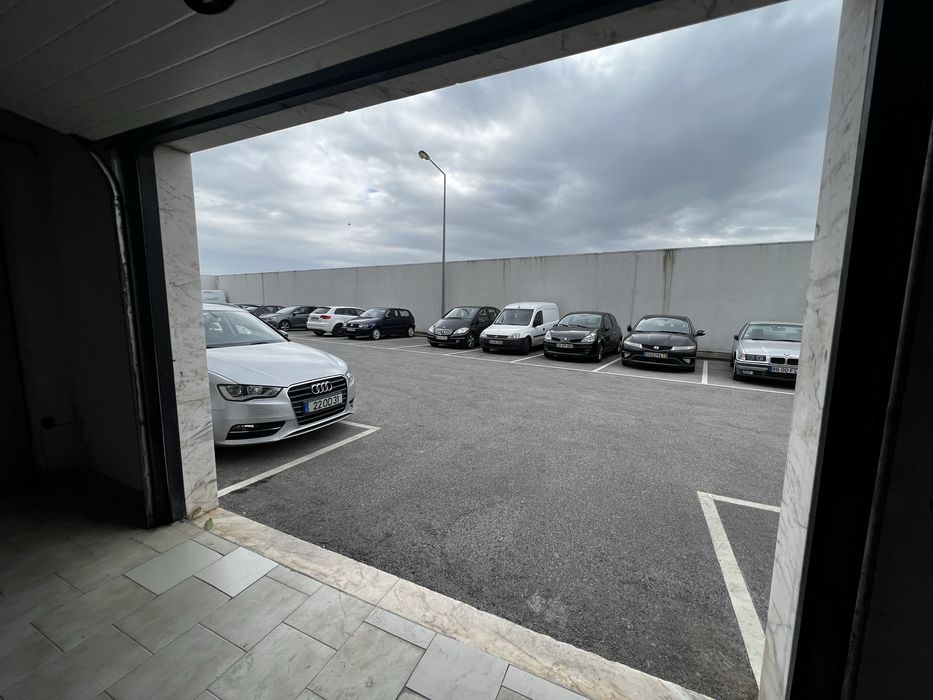 Garagem no forte da casa