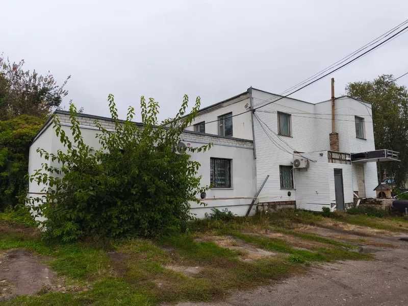 Комплекс будівль, 624,3 кв. м, вул. Каштанова, 3