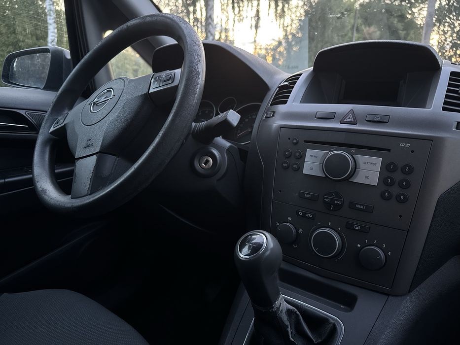Продам Opel Zafira B свіжо пригнана