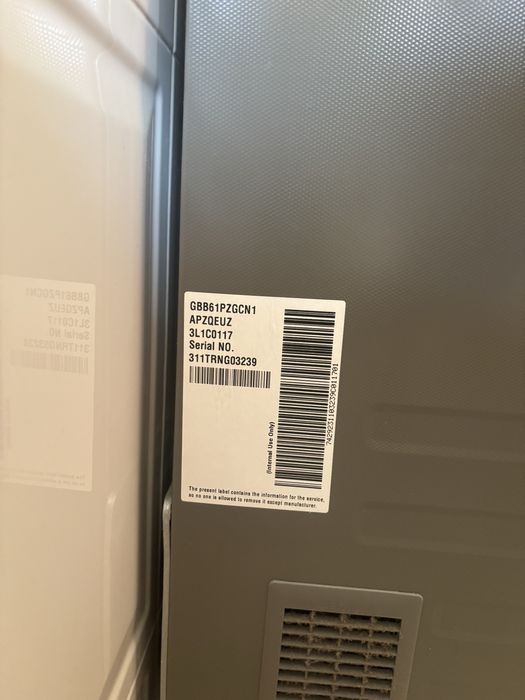 Figorifico LG combinadp inox